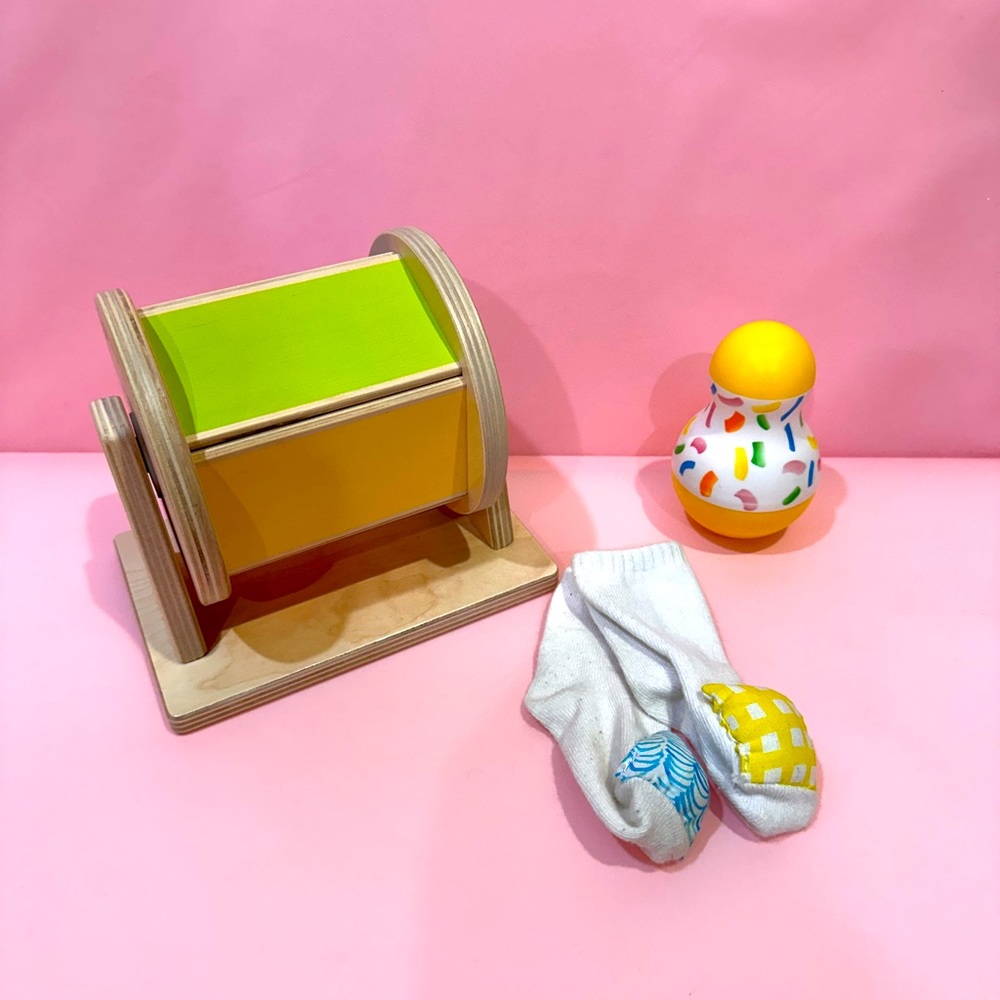 Small lot of lovevery toys from the senser play kit 5-6 months